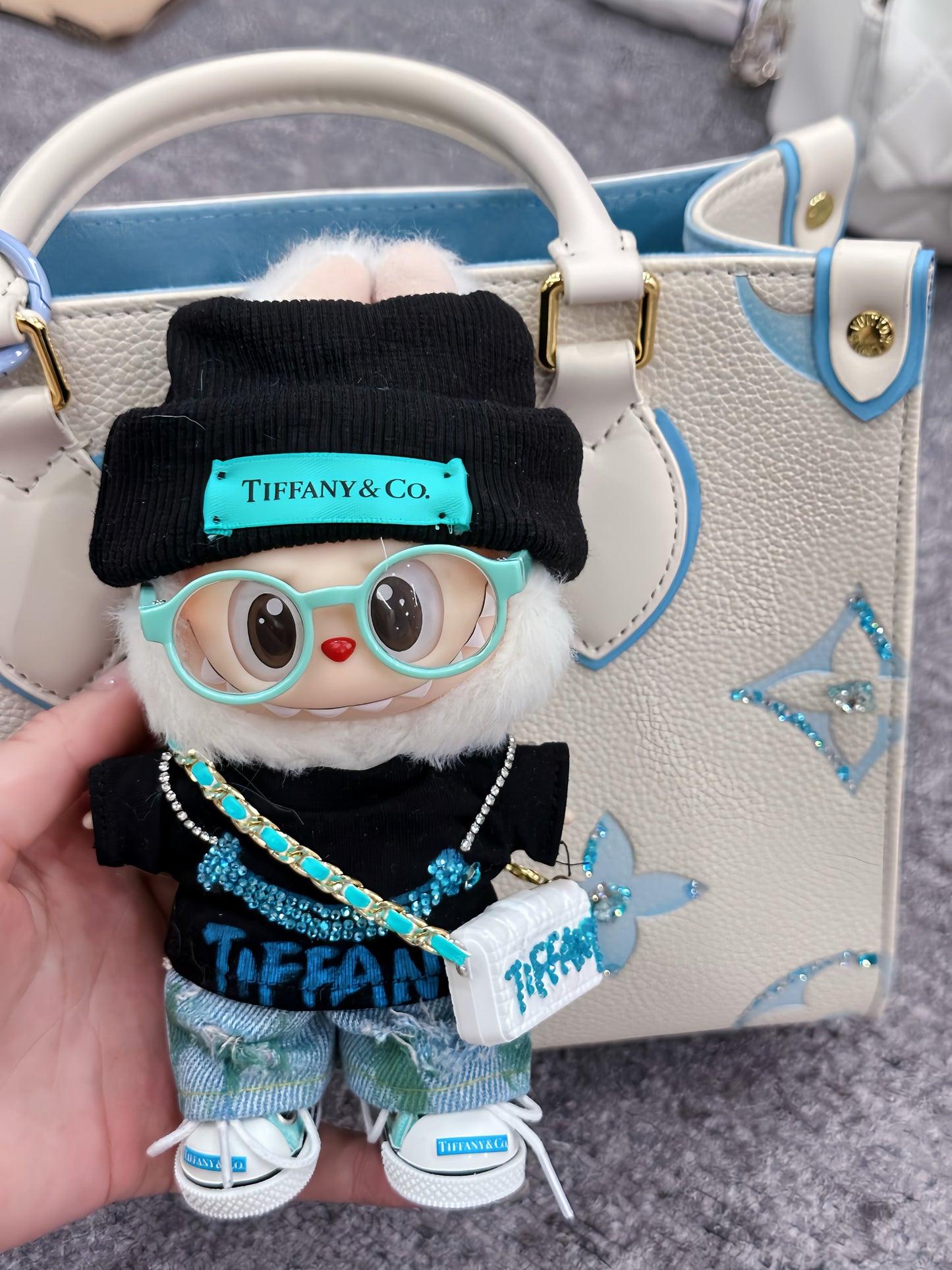 NEW TIFFANY&CO LABUBU OUTFITS(Handmade Design)