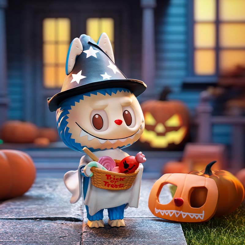 LABUBU Trick-or-Treater Figure